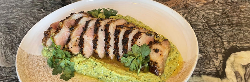 Grillet pluma med mojo verde